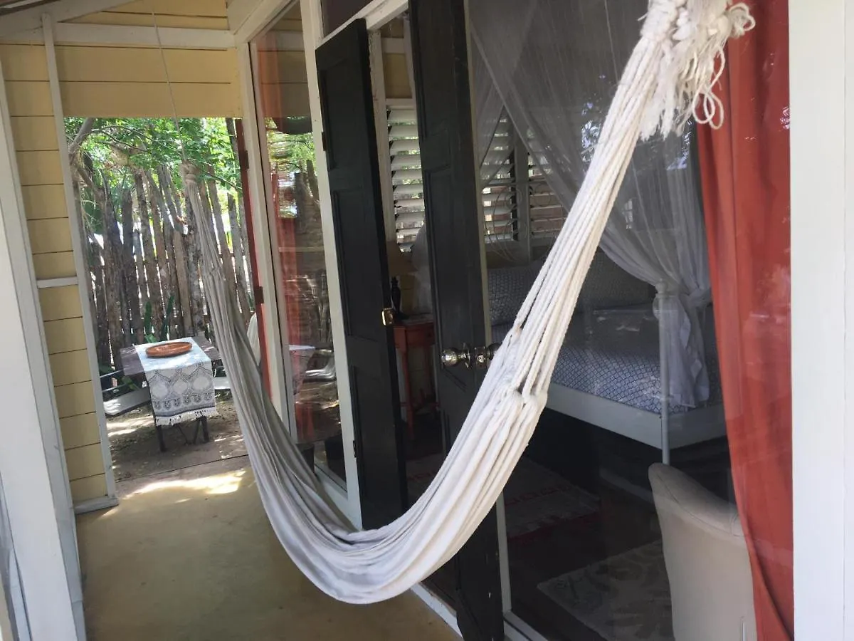 ホテル Katamah Beachfront Guesthouse